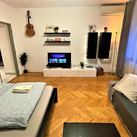 Apartment Helen - Old Town, Ac Bratislava Exteriör bild